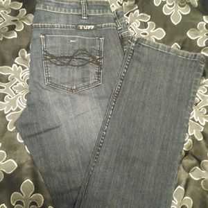 NWOT Cowgirl Tuff Jeans 32